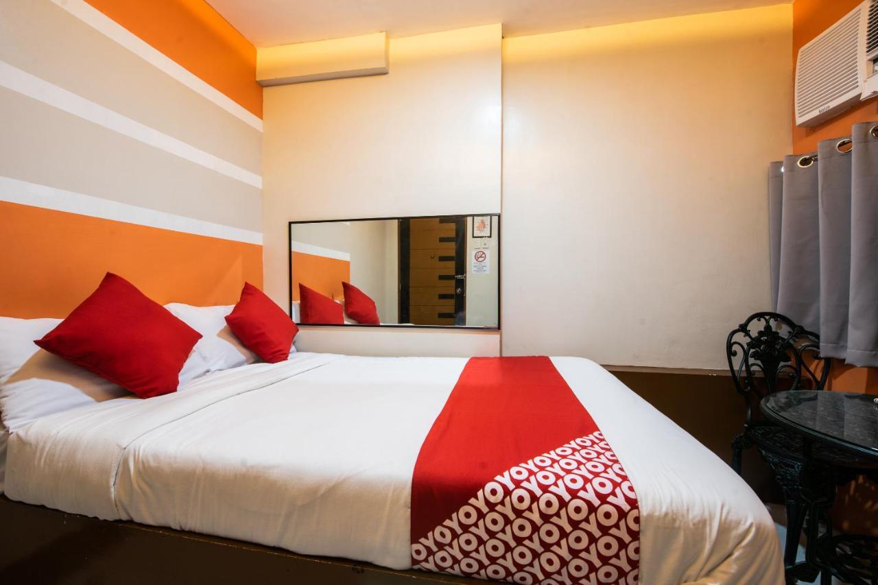 Oyo 475 Pearl Blossom Hotel 마닐라 외부 사진